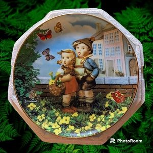 Surprise M. J. Hummel Collectible Plate